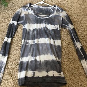 Long sleeve lulu top